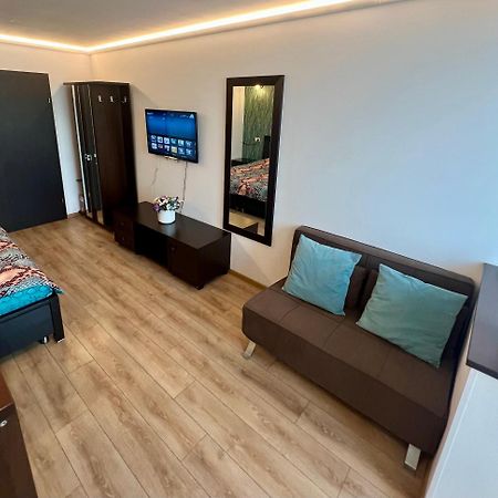 Apartament 2 Venturo Victoriei Wi-Fi Self Check-In Braszów Zewnętrze zdjęcie