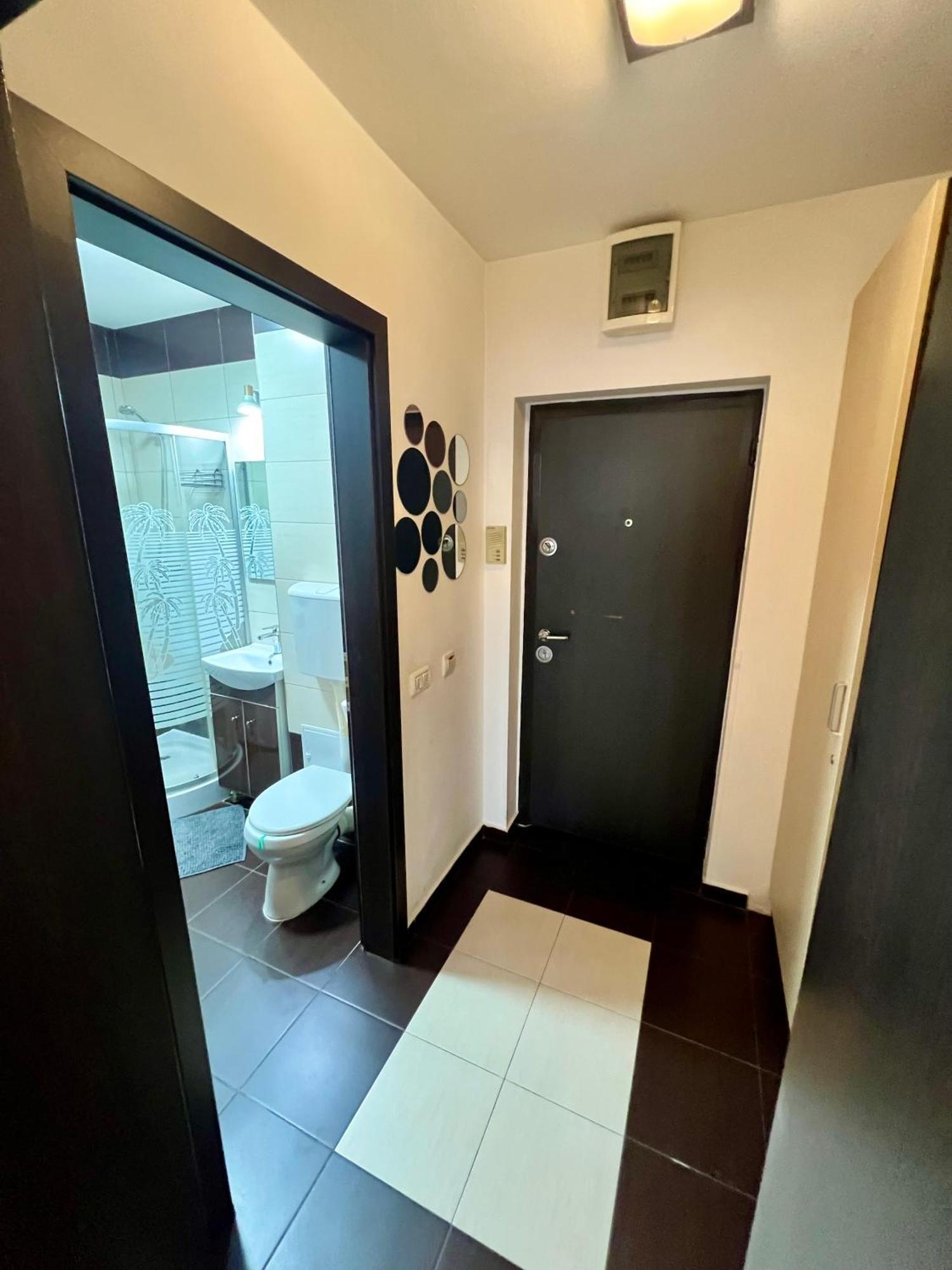 Apartament 2 Venturo Victoriei Wi-Fi Self Check-In Braszów Zewnętrze zdjęcie